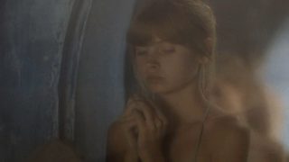 Laura 14 Yaşında Yetişkin Filmi izle